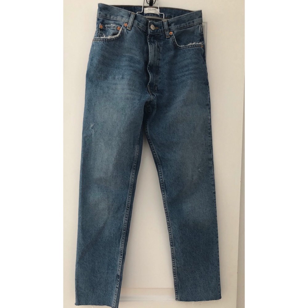 High Waisted Mom Jeans 24/US2 Med Blue